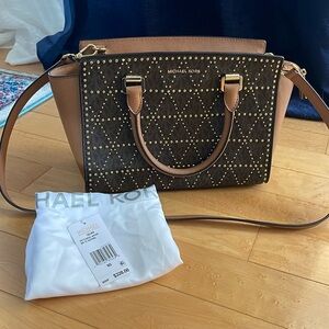 Michael Kors - medium Selma- Never used.